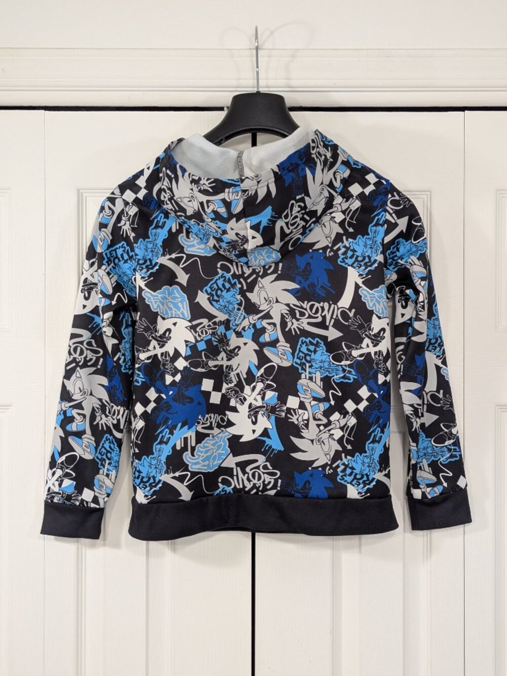 Sonic the Hedgehog hoodie Kid’s Large (10-12) - Picture 3 of 11